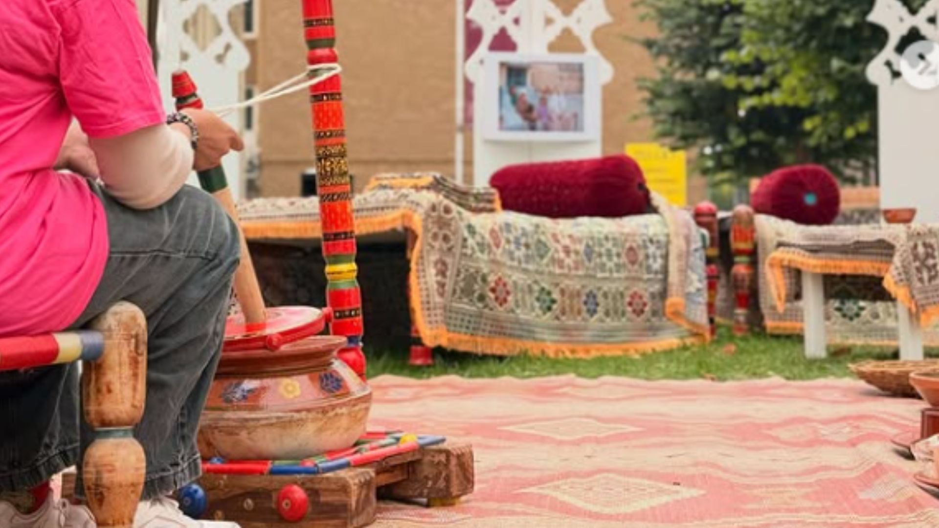 kashmiri gharbaar installation